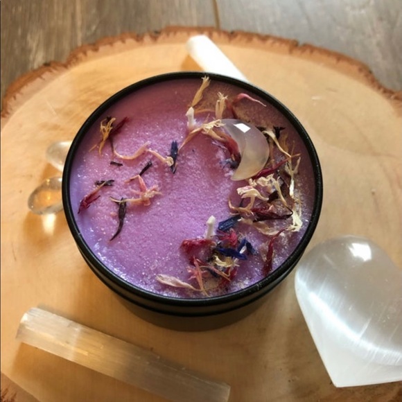 *Moon Magic* Soy Wax Candle - Picture 4 of 5